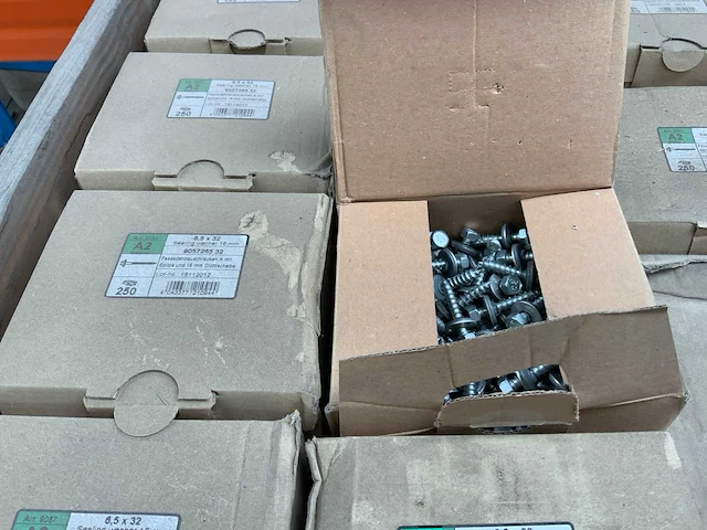 Partij bevestigingsmateriaal - afbeelding 4 van  27