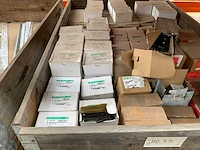 Partij bevestigingsmateriaal - afbeelding 9 van  27
