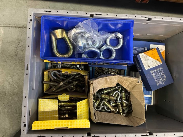 Partij bevestigingsmateriaal - afbeelding 3 van  5