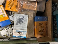 Partij bevestigingsmateriaal - afbeelding 5 van  13