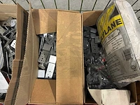 Partij bevestigingsmateriaal - afbeelding 9 van  13