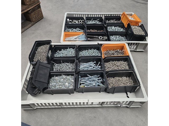 Partij bevestigingsmateriaal - afbeelding 1 van  6
