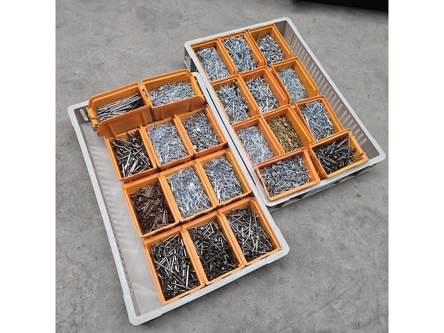 Partij bevestigingsmateriaal - afbeelding 8 van  8