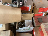 Partij bevestigingsmateriaal - afbeelding 2 van  11