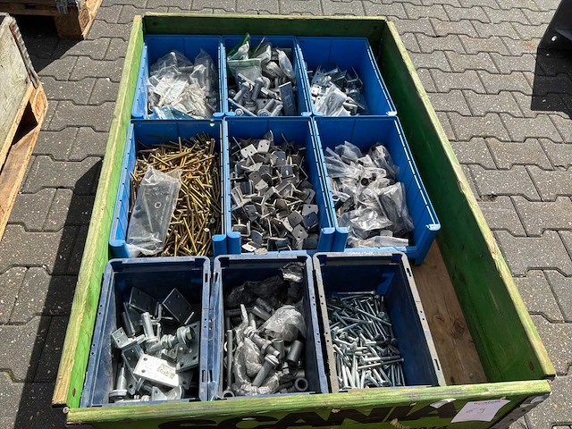 Partij bevestigingsmateriaal - afbeelding 1 van  4