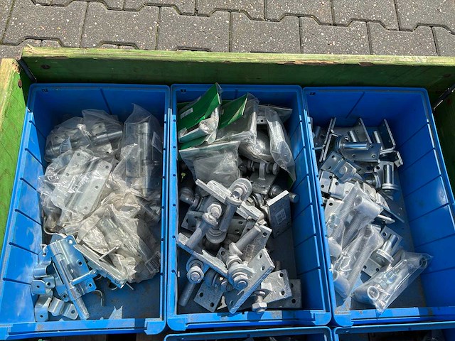 Partij bevestigingsmateriaal - afbeelding 2 van  4