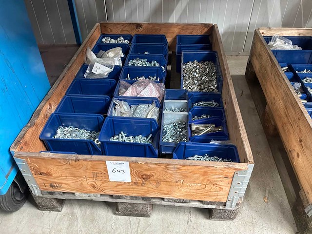 Partij bevestigingsmateriaal - afbeelding 1 van  4