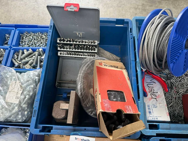 Partij bevestigingsmateriaal - afbeelding 6 van  10