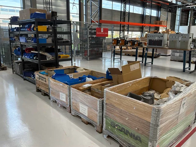 Partij bevestigingsmateriaal - afbeelding 1 van  8