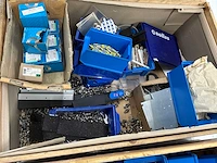 Partij bevestigingsmateriaal - afbeelding 5 van  8