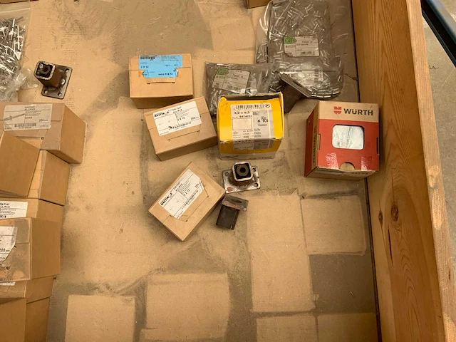 Partij bevestigingsmateriaal - afbeelding 19 van  27
