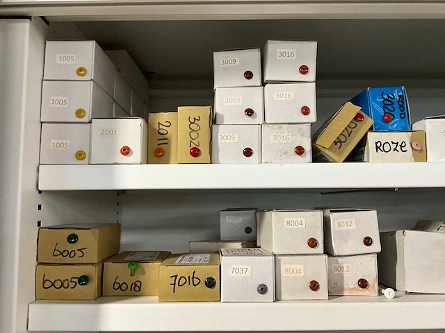 Partij bevestigingsmaterialen en divers - afbeelding 14 van  14