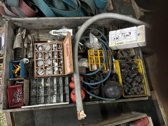 Partij bevestigingsmaterialen en - afbeelding 8 van  12