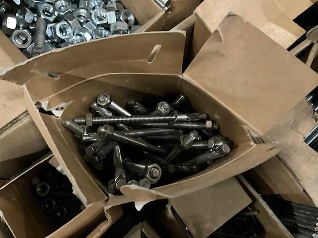 Partij bevestigingsmaterialen o.a. rvs - afbeelding 4 van  8