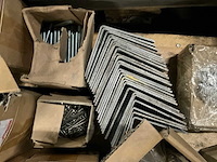 Partij bevestigingsmaterialen o.a. rvs - afbeelding 5 van  8