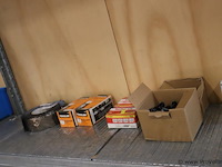 Partij bevestigingsmaterialen o.a. toggler bevestigingsankers - afbeelding 4 van  4