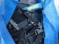 Partij bevestigingsmaterialen t.b.v. zonnepanelen o.a. esdec clickfit evo montagebeugels voor golfplaatdak 100-8090 - afbeelding 3 van  11