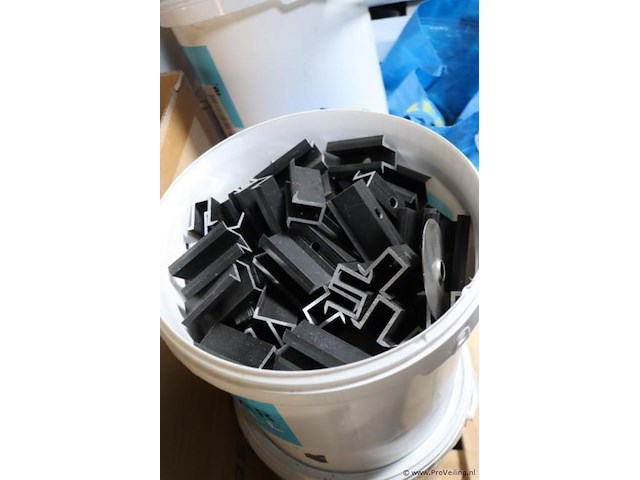 Partij bevestigingsmaterialen t.b.v. zonnepanelen o.a. esdec clickfit evo montagebeugels voor golfplaatdak 100-8090 - afbeelding 6 van  11