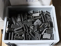 Partij bevestigingsmaterialen t.b.v. zonnepanelen o.a. esdec clickfit evo montagebeugels voor golfplaatdak 100-8090 - afbeelding 8 van  11