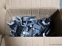 Partij bevestigingsmaterialen t.b.v. zonnepanelen - afbeelding 2 van  7