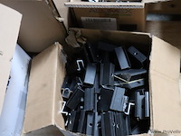 Partij bevestigingsmaterialen t.b.v. zonnepanelen - afbeelding 4 van  7