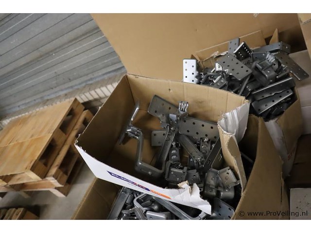 Partij bevestigingsmaterialen t.b.v. zonnepanelen - afbeelding 3 van  9