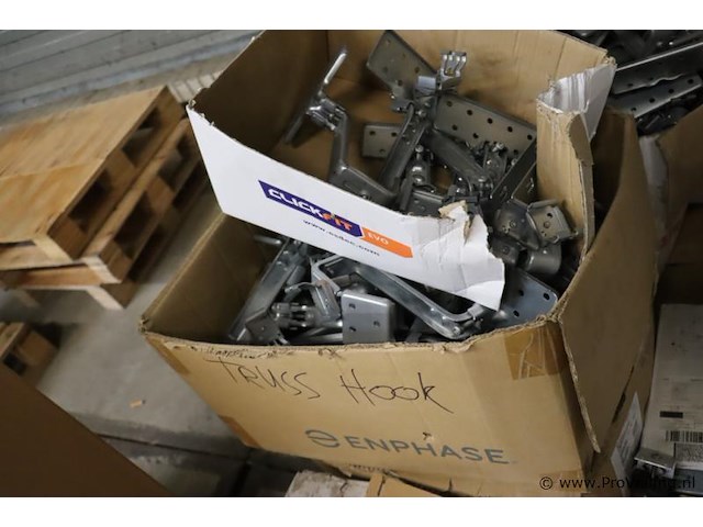 Partij bevestigingsmaterialen t.b.v. zonnepanelen - afbeelding 4 van  9