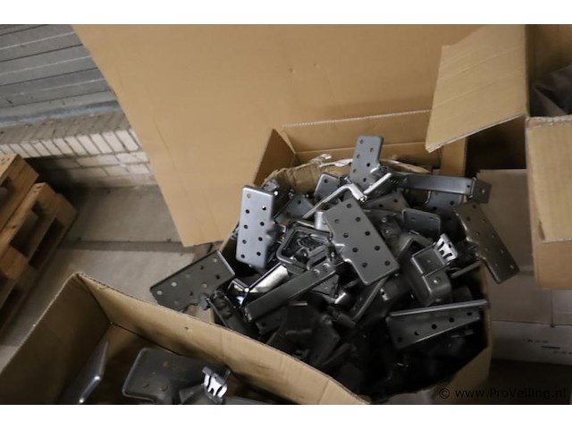 Partij bevestigingsmaterialen t.b.v. zonnepanelen - afbeelding 5 van  9