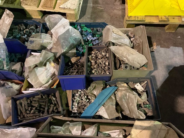 Partij bevestigingsmaterialen - afbeelding 2 van  6