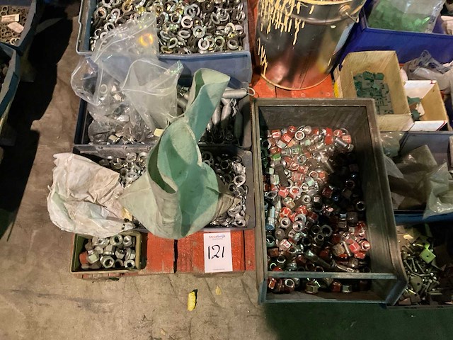 Partij bevestigingsmaterialen - afbeelding 3 van  3