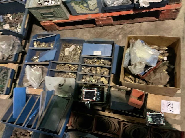 Partij bevestigingsmaterialen - afbeelding 4 van  4