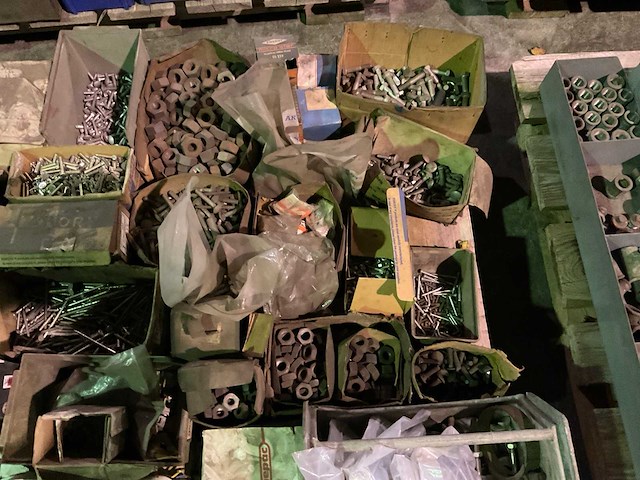 Partij bevestigingsmaterialen - afbeelding 4 van  5