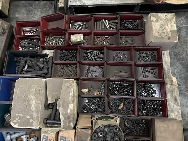 Partij bevestigingsmaterialen - afbeelding 3 van  4