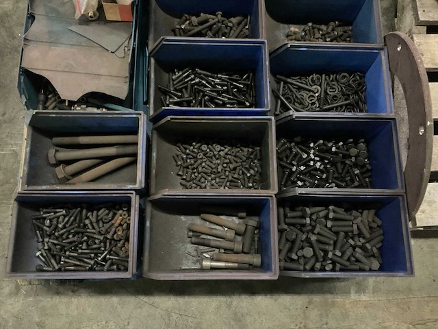 Partij bevestigingsmaterialen - afbeelding 2 van  5