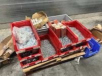 Partij bevestigingsmaterialen - afbeelding 2 van  7