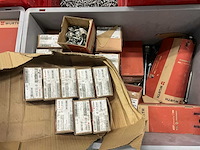 Partij bevestigingsmaterialen - afbeelding 7 van  7