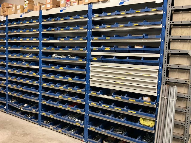 Partij bevestigingsmaterialen - afbeelding 10 van  17