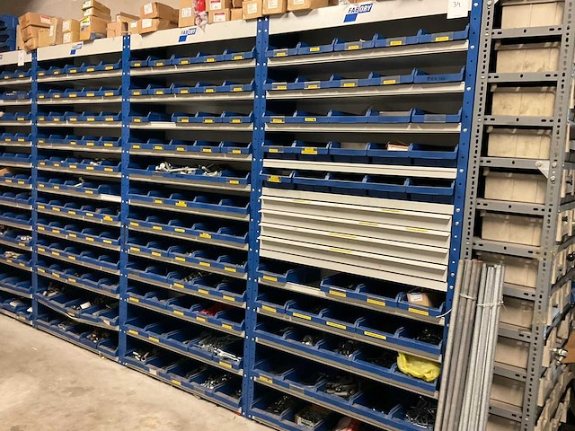 Partij bevestigingsmaterialen - afbeelding 11 van  17