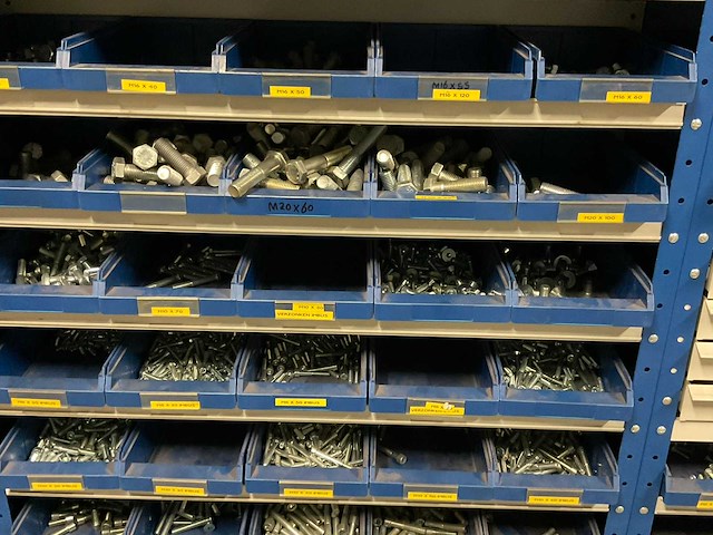 Partij bevestigingsmaterialen - afbeelding 17 van  17