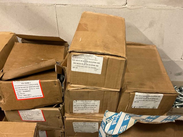 Partij bevestigingsmaterialen - afbeelding 3 van  5