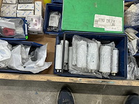 Partij bevestigingsmiddelen en divers - afbeelding 6 van  6