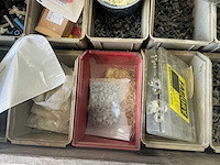 Partij bevestigingsmiddelen - afbeelding 5 van  7