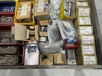 Partij bevestigingsmiddelen - afbeelding 5 van  7