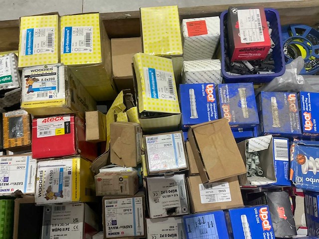 Partij bevestigingsmiddelen - afbeelding 5 van  8