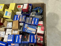 Partij bevestigingsmiddelen - afbeelding 8 van  8