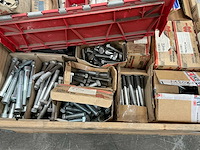 Partij bevestigingsmiddelen - afbeelding 2 van  5