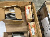 Partij bevestigingsmiddelen - afbeelding 5 van  7