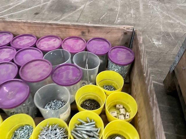 Partij bevestigingsmiddelen - afbeelding 6 van  8