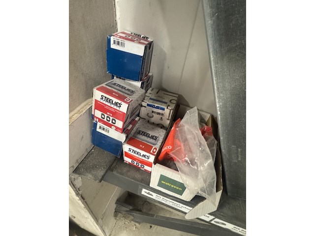 Partij bevestigingsprofielen - afbeelding 2 van  5