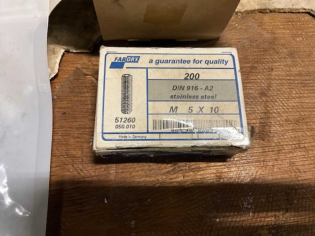 Partij bevestigins materiaal - afbeelding 8 van  9